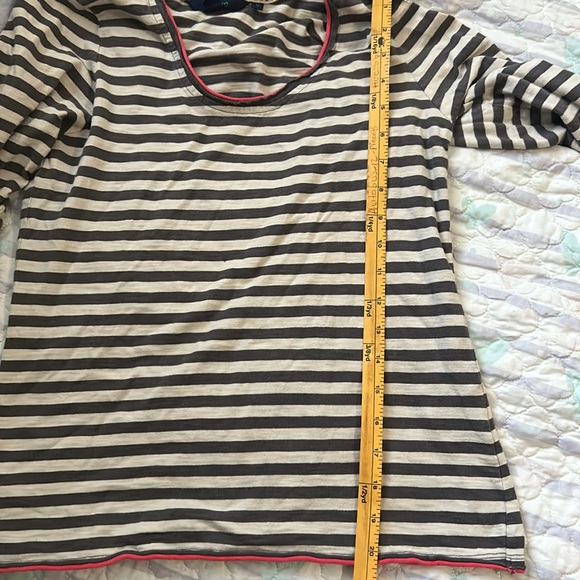 BODEN GIRLS TOP SIZE 10 - Picture 3 of 4